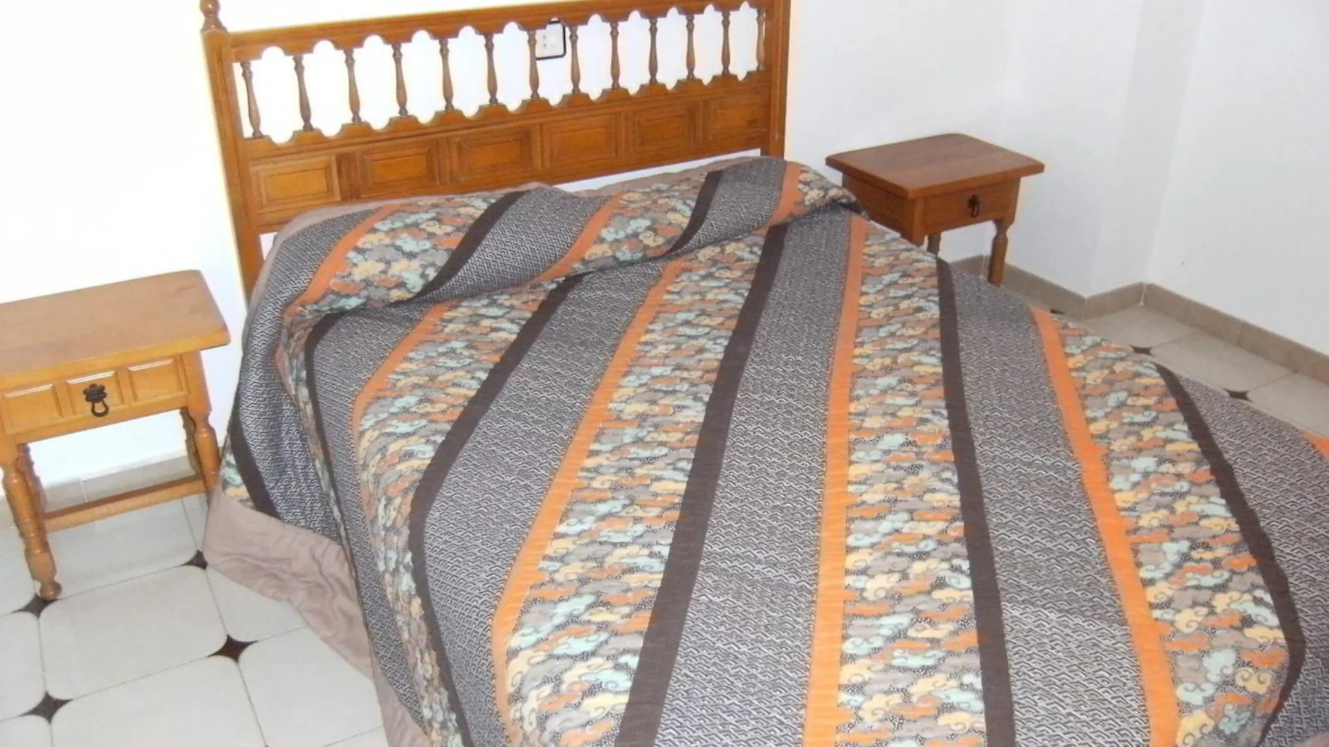 The House In L'Escala Has 3 Bedrooms بيت للعطل